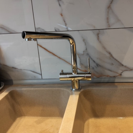 Praktyczna bateria z nowoczesnym designem